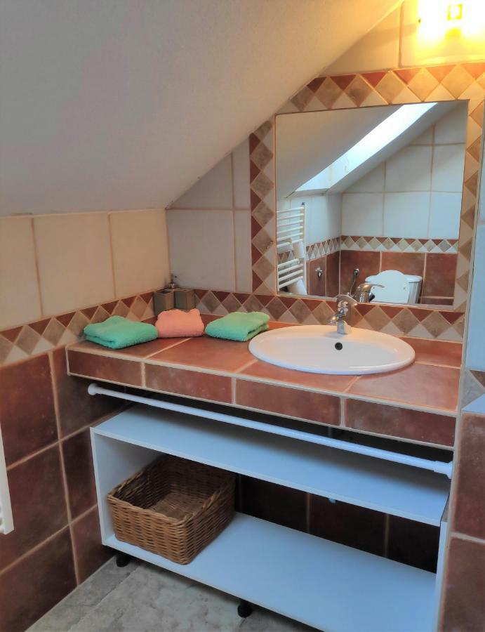 Villa Punta Blava - Beach Front, Ideal For Family Vacation With Kids, Large Terraces With Sea View, Internet, Netflix, No Pets Allowed أوبروفاتش المظهر الخارجي الصورة