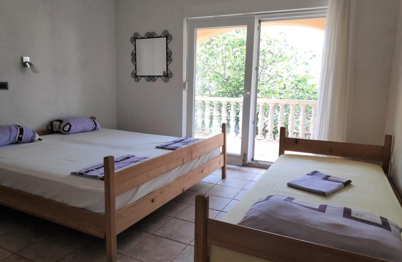 Villa Punta Blava - Beach Front, Ideal For Family Vacation With Kids, Large Terraces With Sea View, Internet, Netflix, No Pets Allowed أوبروفاتش المظهر الخارجي الصورة